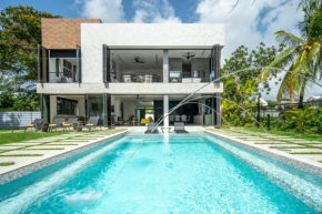 Onyx by Blue Sky Luxury